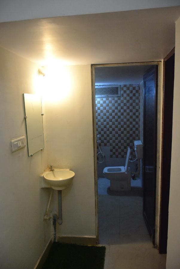 Blue Beds Homestay, Exotic 2Bhk Ac House Jabalpur Buitenkant foto