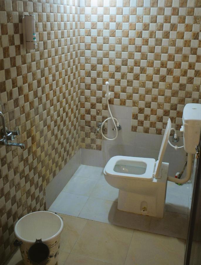 Blue Beds Homestay, Exotic 2Bhk Ac House Jabalpur Buitenkant foto